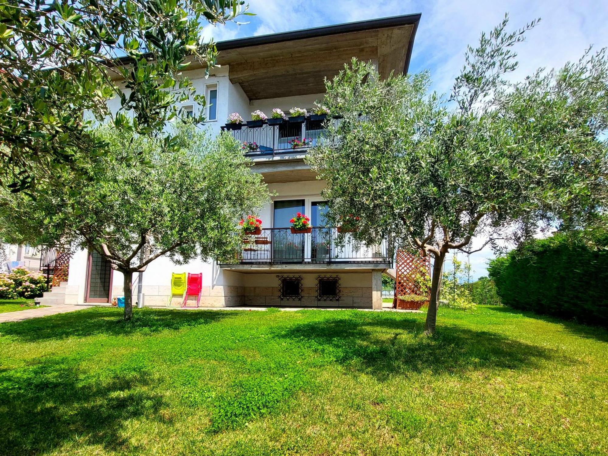 Villa Dolcitalia Tra Gardaland E Le Terme Di Cola Lazise Εξωτερικό φωτογραφία